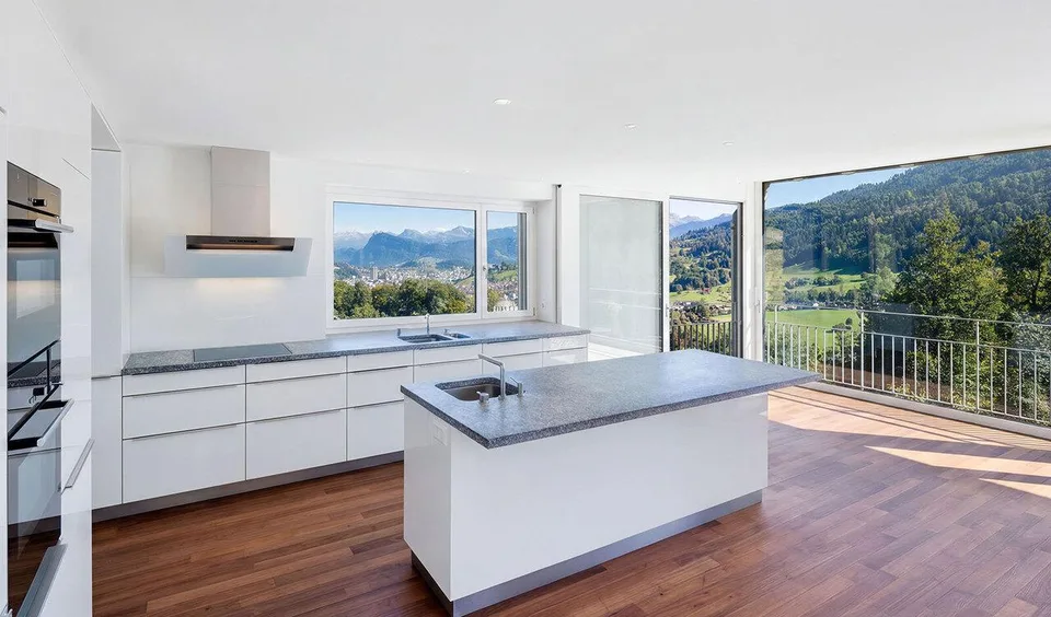 Hideaway – Attika-Maisonette mit Panoramasicht, Pool und Privatsphäre