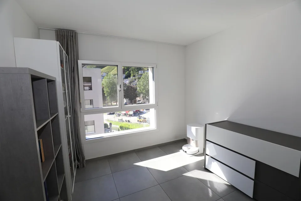 Moderno appartamento all'ultimo piano con vista aperta – foto 17 di 23