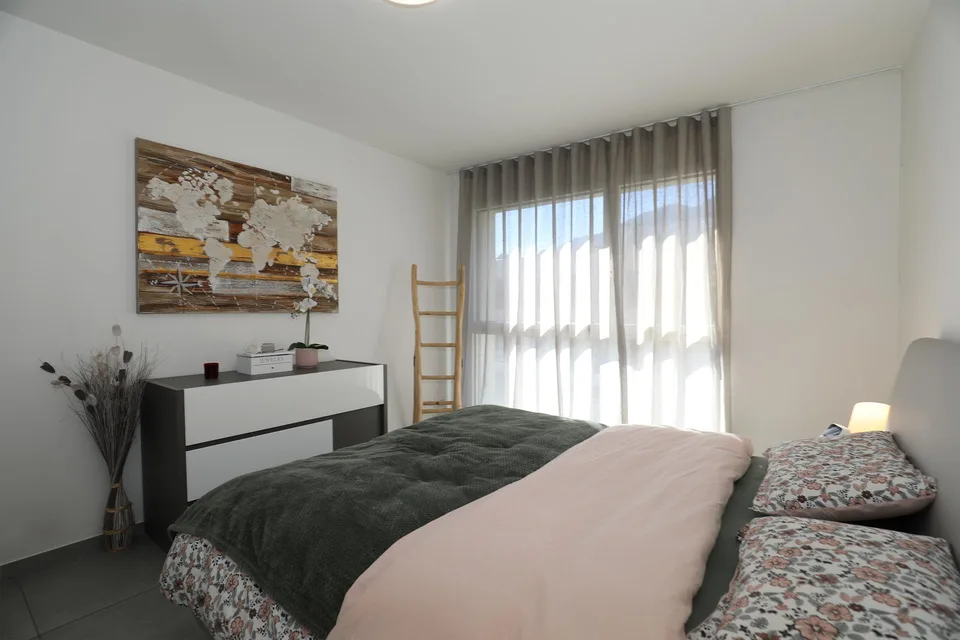 Moderno appartamento all'ultimo piano con vista aperta – foto 11 di 23