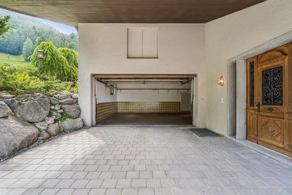 Grosszügiges 6 Zimmer-Einfamilienhaus - Wohnen mit Weitblick