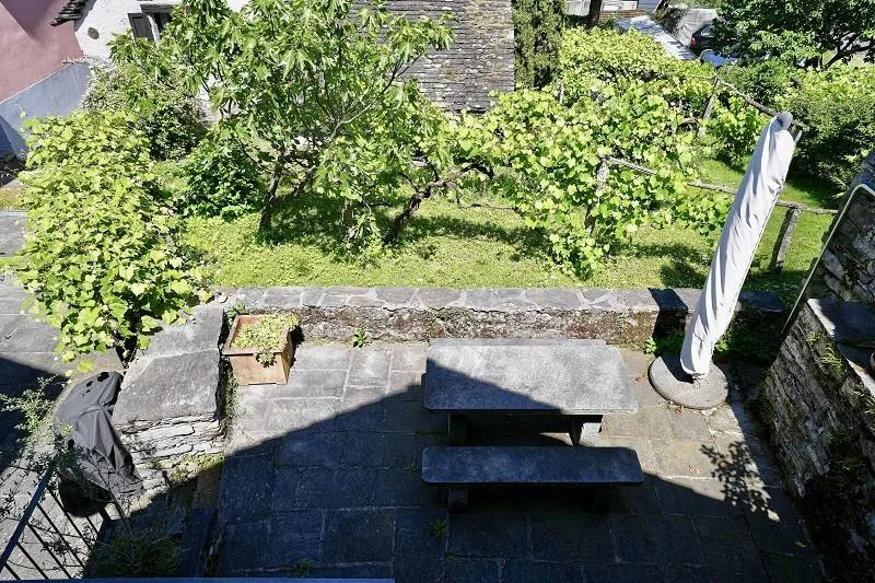 wunderschönes 3 1/2-Zimmer-Rustico mit Granitsteinsitzplatz im Dorf... – Foto 13 von 15