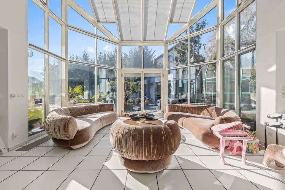 STILVOLLER LUXUS MIT WEITBLICK UND PRIVATSPHÄRE