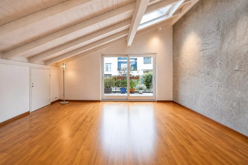 Architektonisches Reihenhaus mit Weite, Licht und Privatsphäre in G... – Foto 9 von 18