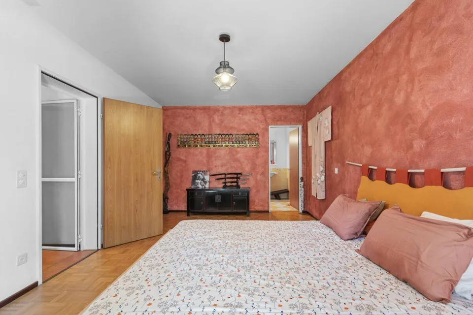 Vivi la bellezza di Capolago: casa con vista mozzafiato sul lago – foto 11 di 17