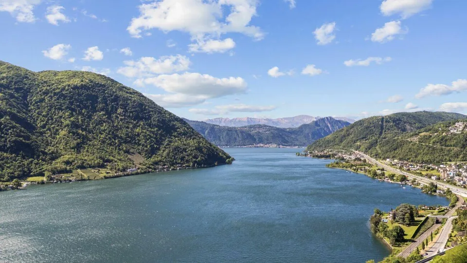 Vivi la bellezza di Capolago: casa con vista mozzafiato sul lago