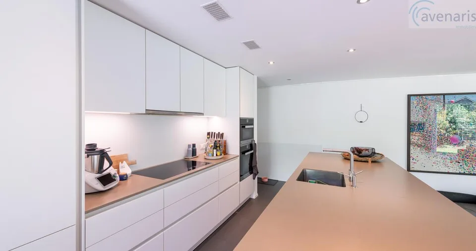Bella casa a schiera di 5,5 locali in posizione soleggiata