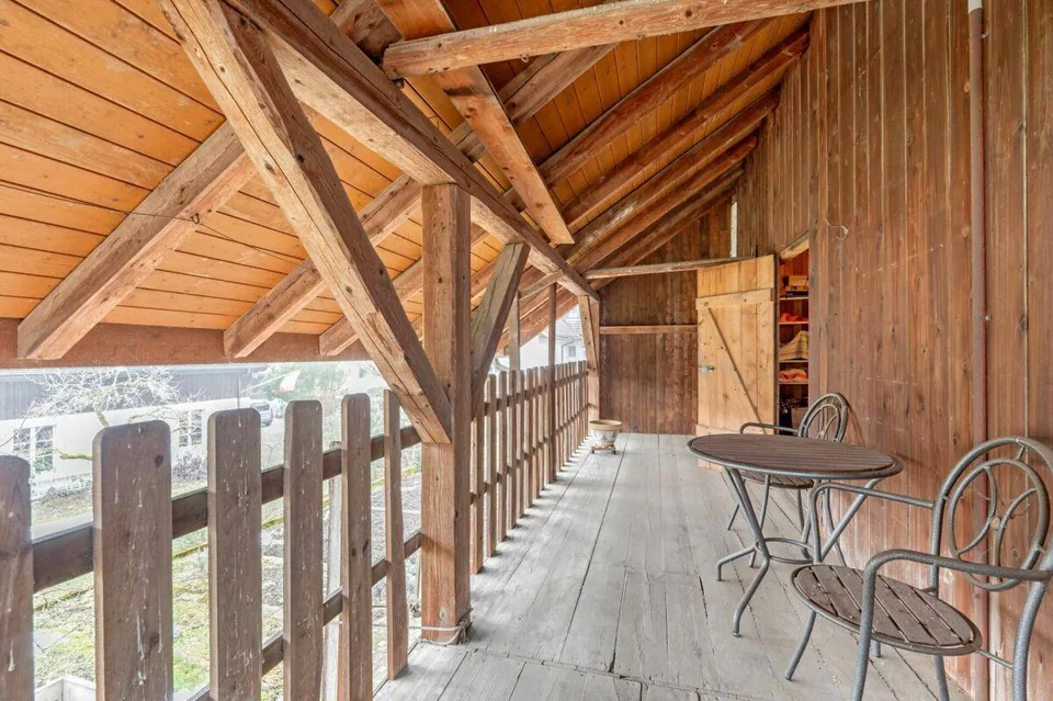 Baulandgrundstück über 1'758 m² mit Zweifamilienhaus und viel Entwi... – photo 16 sur 26
