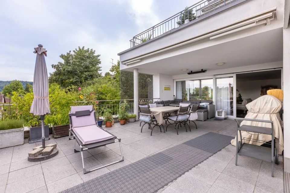 Exklusive 5,5-Zimmer-Terrassenwohnung - Premium-Rheinblick in Büsin... – Foto 7 von 30
