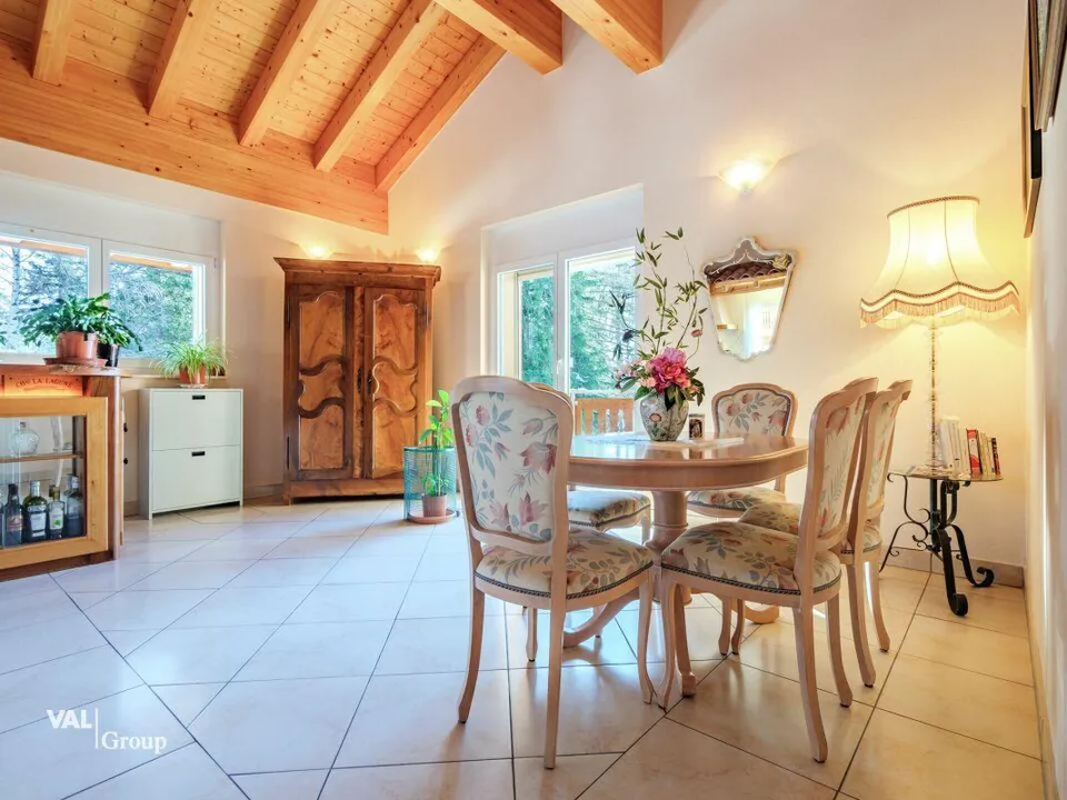 Résidence de 3 généreux logements