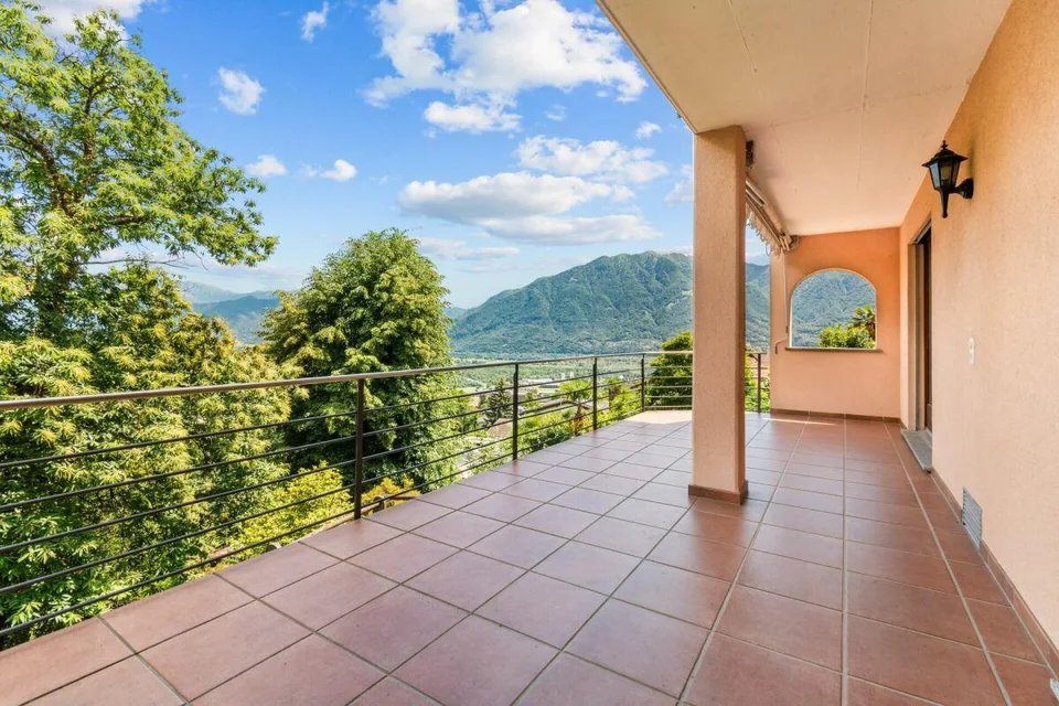 Tenero-Contra splendida casa vista lago in seconda residenza