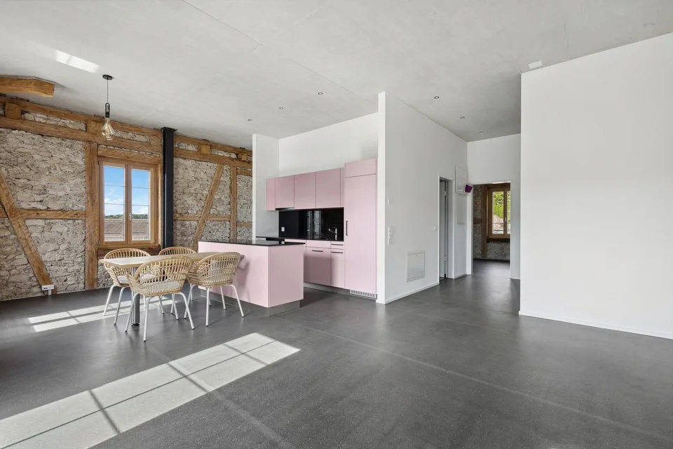 Moderne 3.5-Zi.-Wohnung mit 18 m² Balkon in Bollodingen