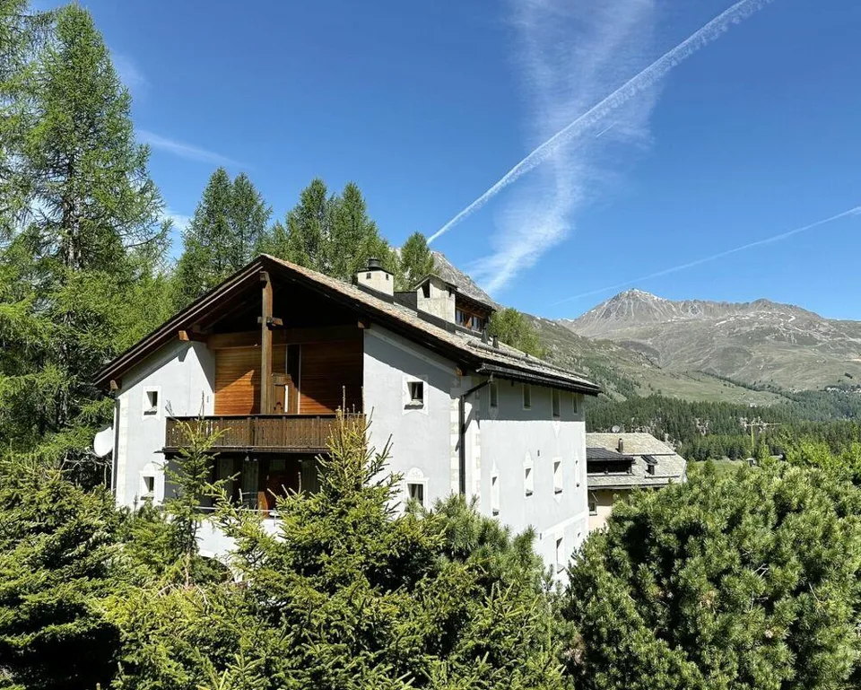 Exklusives Maisonettewohnung mit Sauna & Panoramablick über Silvaplana