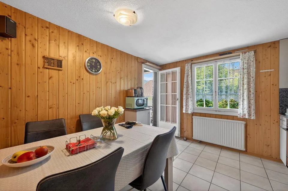 Bellissimo chalet con vista libera e studio preliminare per 2 case a terrazza con 4 appartamenti – foto 7 di 29