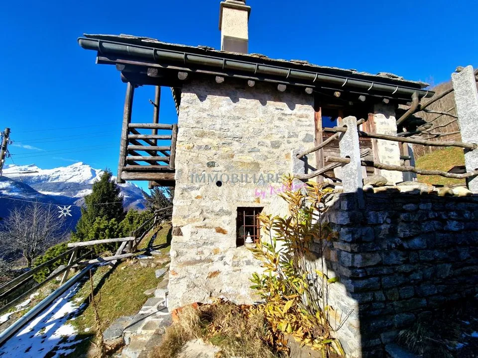 Kuscheliges Rustico in ruhigem Tessiner Bergdorf, volle Wintersonne – Foto 26 von 26