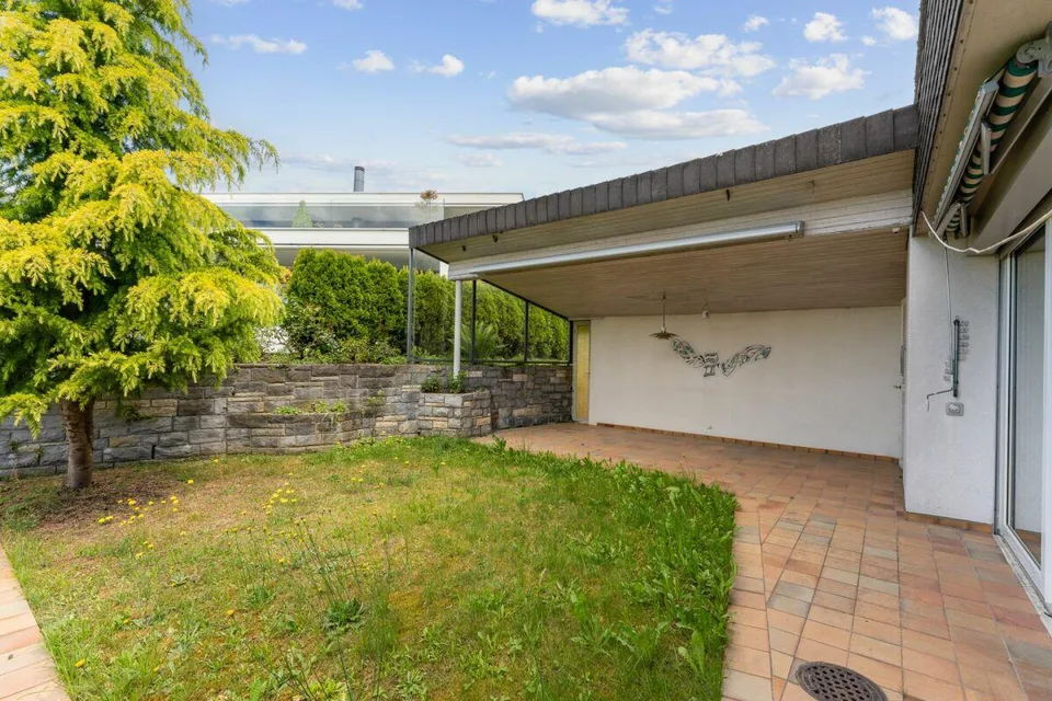 6.5-Zimmer-Terrassenwohnung mit traumhafter Panoramaaussicht – Foto 6 von 8