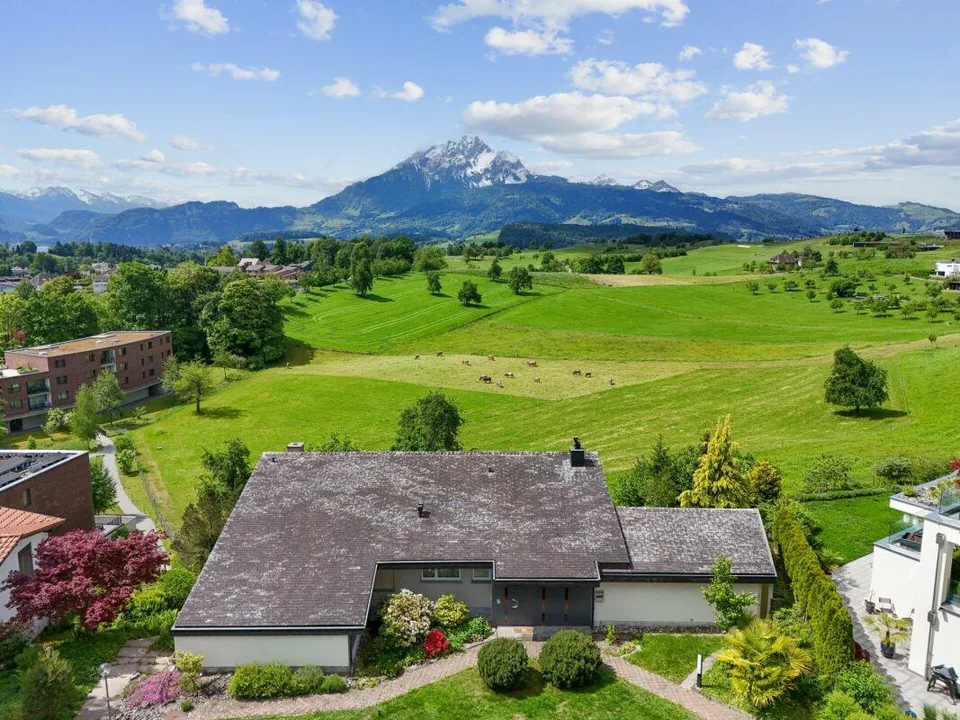 6.5-Zimmer-Terrassenwohnung mit traumhafter Panoramaaussicht
