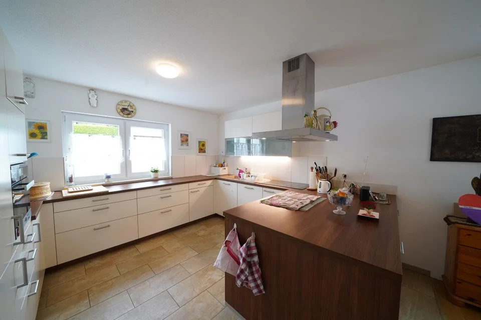 Attraktive EG-Wohnung mit Terrasse, Garten und Weitsicht – foto 8 di 13