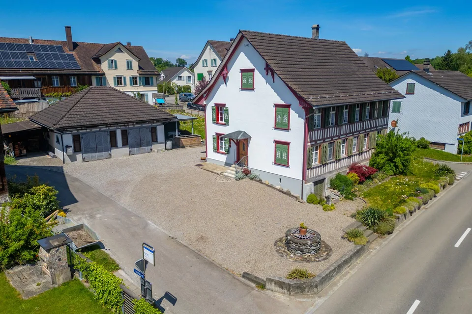 Riegelhaus mit Charme und viel Raum zum Leben