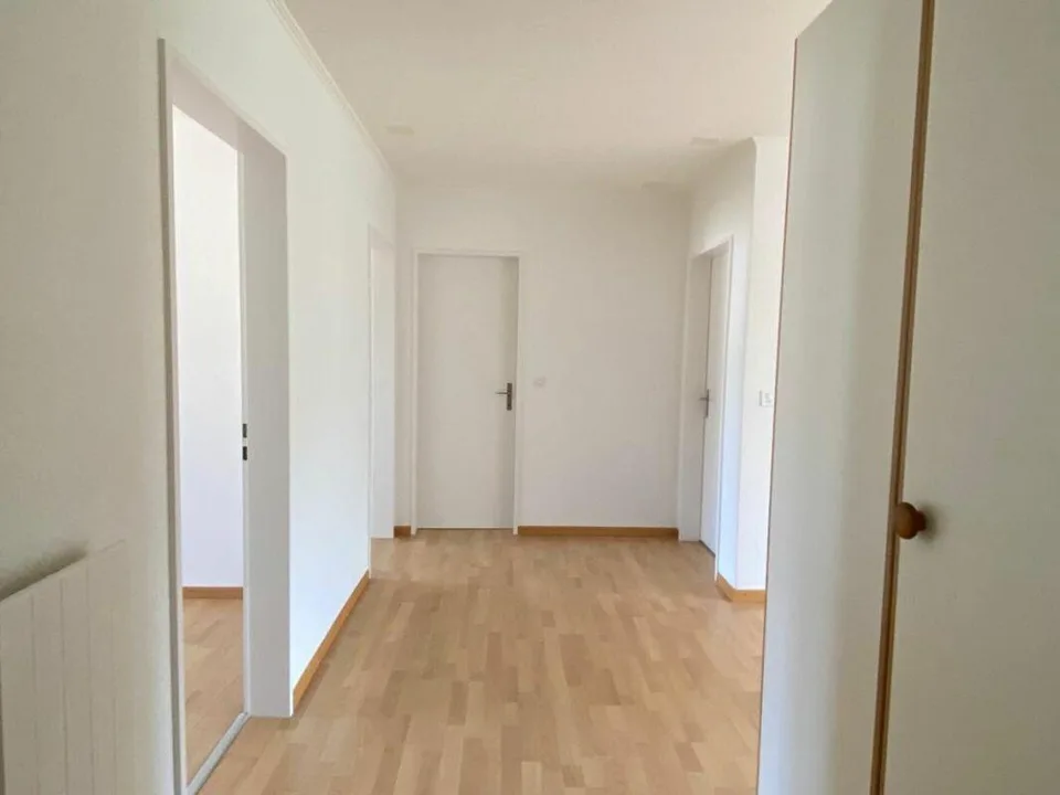 Attraktive 3.5-Zimmer-Wohnung an top erschlossener Lage in Baden-Dä...
