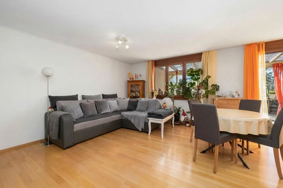 Familienfreundliches Zuhause mit Garten in Stadtnähe