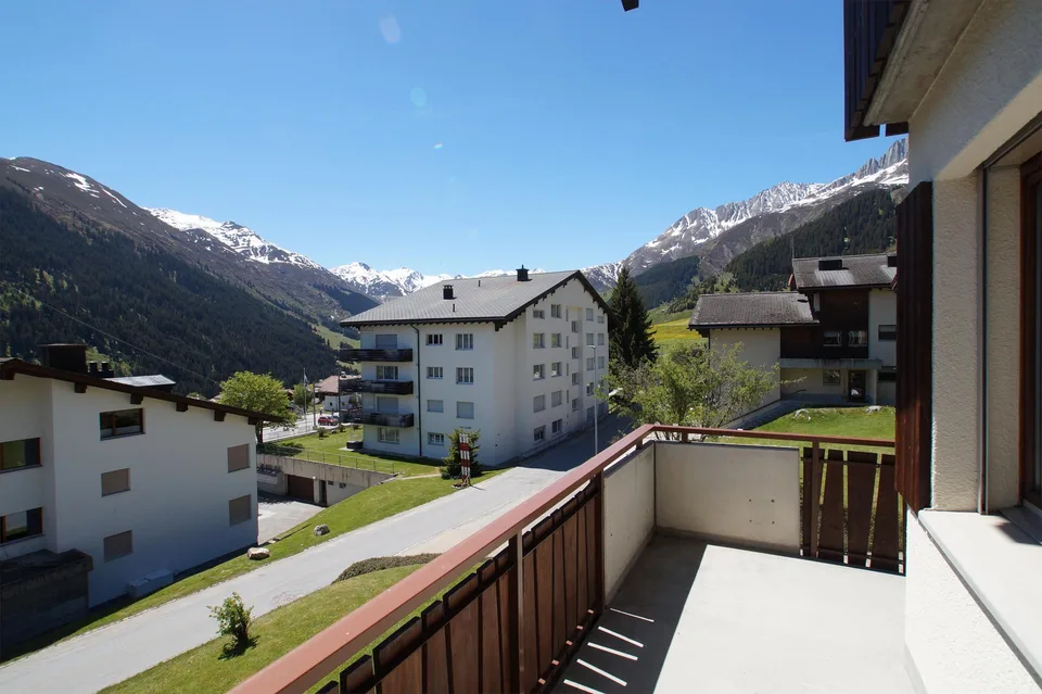 Idyllische 2.0-Zimmer-Wohnung in Sedrun – photo 12 of 17