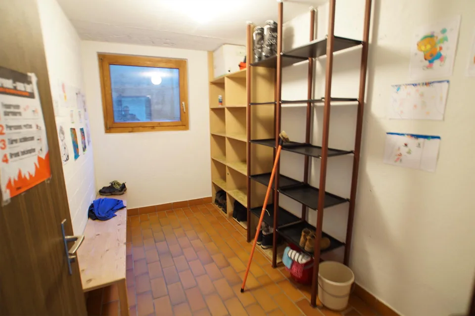 Idyllische 2.0-Zimmer-Wohnung in Sedrun – photo 14 of 17