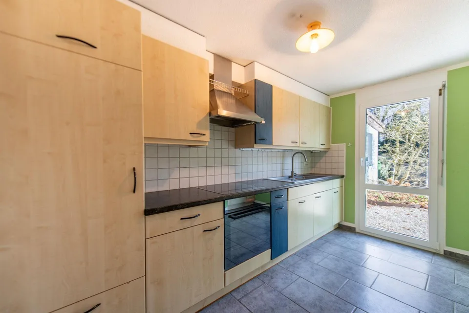 Ankommen und wohlfühlen: 6.5-Zimmer-Doppelhaushälfte in familienfre...