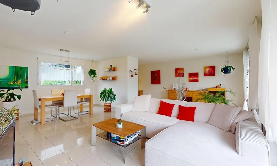Ihr neues Zuhause mit grossem Balkon und Weitsicht