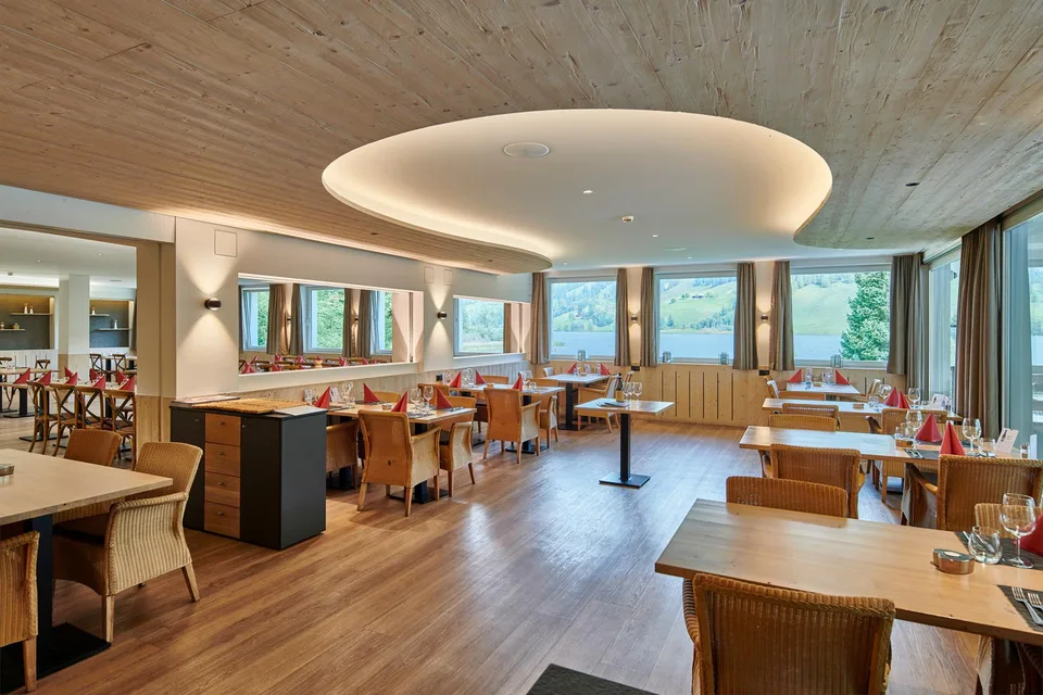 Das Hotel Bad Schwarzsee sucht neue Eigentümer:innen! – Foto 6 von 10