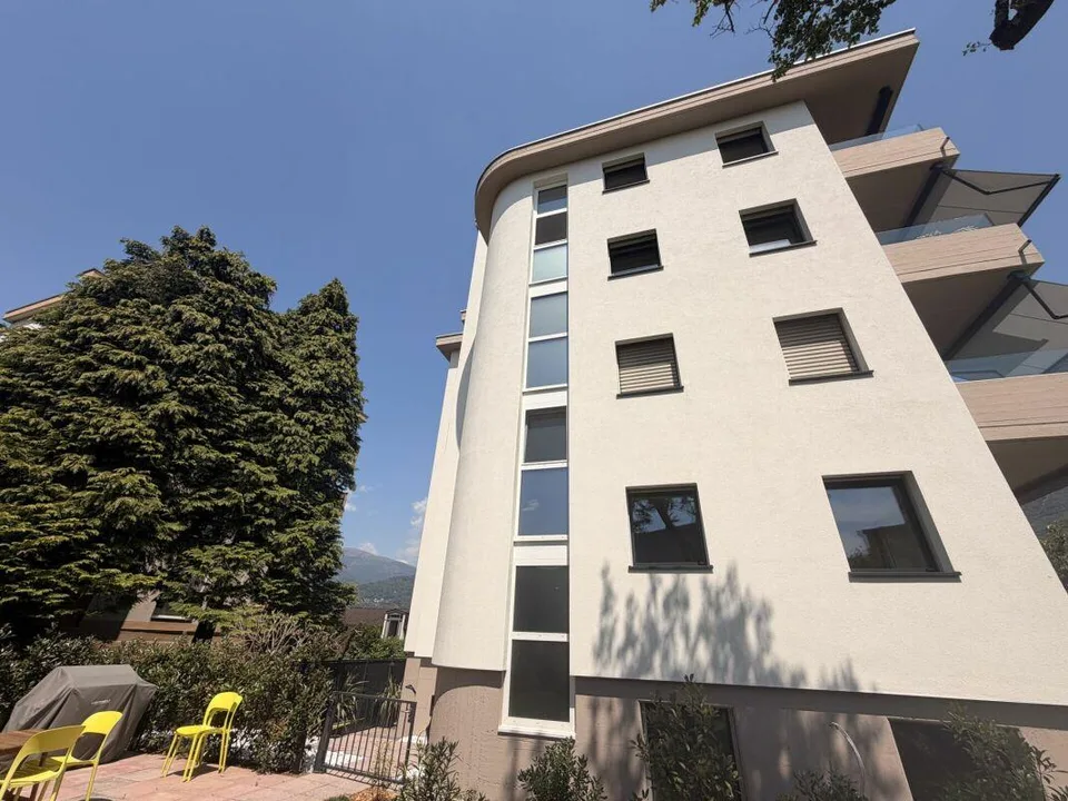 CANOBBIO - 4.5 LOCALI COMPLETAMENTE RINNOVATO, CON GIARDINO, TECNOL... – Foto 22 von 25