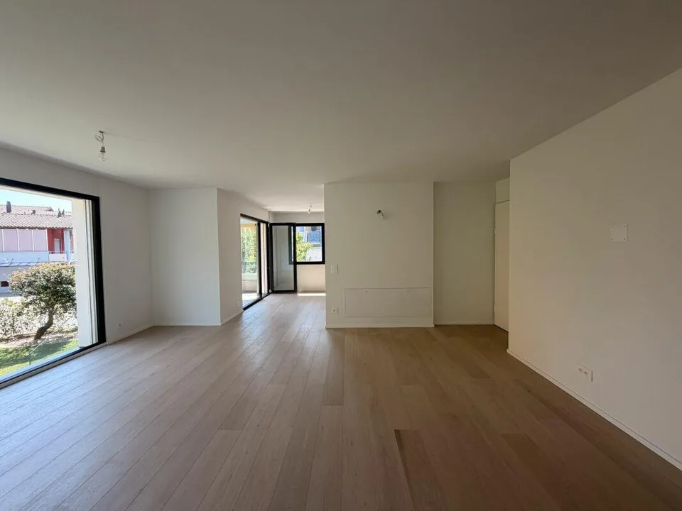 CANOBBIO - 4.5 LOCALI COMPLETAMENTE RINNOVATO, CON GIARDINO, TECNOL... – Foto 11 von 25