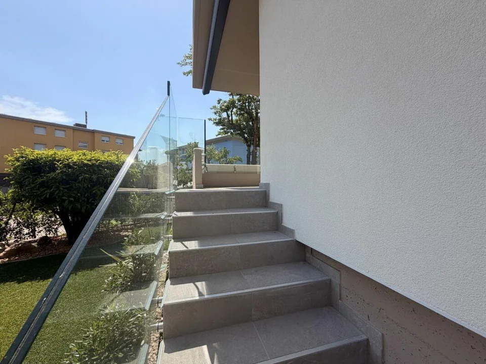 CANOBBIO - 4.5 LOCALI COMPLETAMENTE RINNOVATO, CON GIARDINO, TECNOL... – Foto 6 von 25