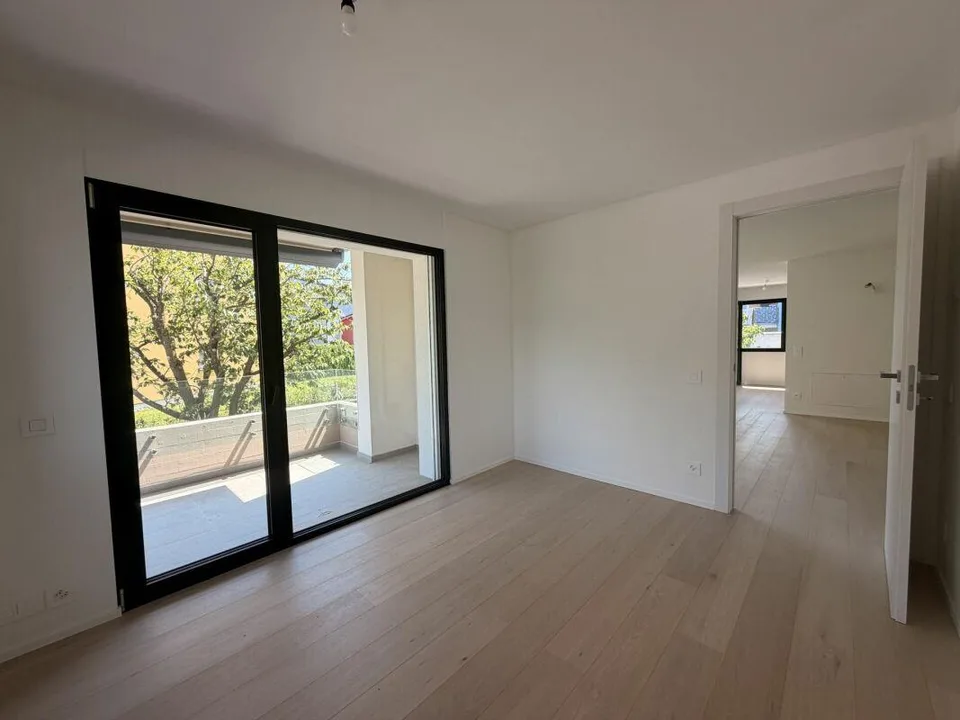 CANOBBIO - 4.5 LOCALI COMPLETAMENTE RINNOVATO, CON GIARDINO, TECNOL... – Foto 13 von 25