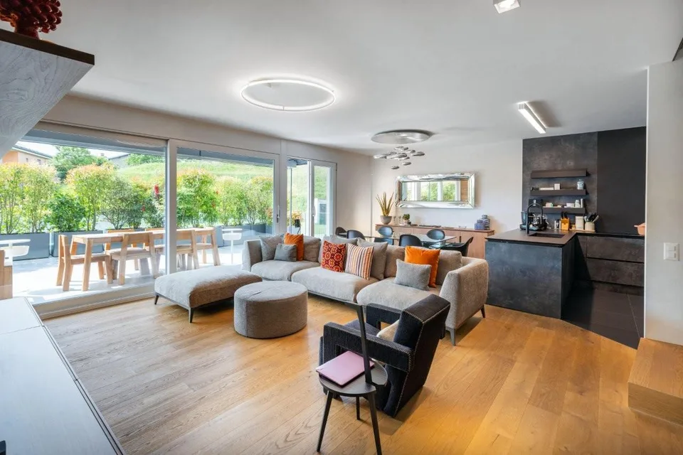 Esclusivo appartamento duplex di 5.5 locali con grande terrazza