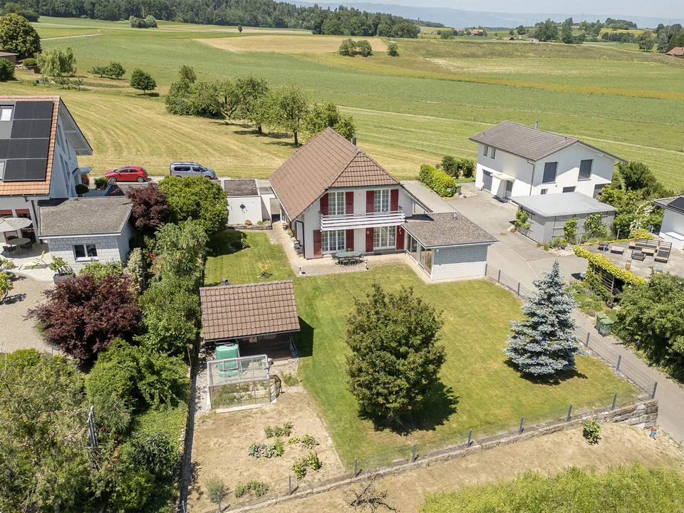 Einfamilienhaus mit Wintergarten...Liebistorf