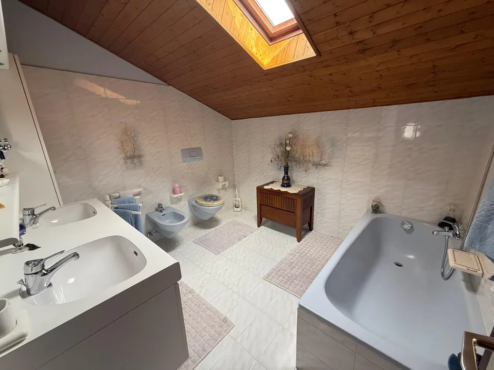 Casa Monofamiliare 6.5 locali – Foto 6 von 14