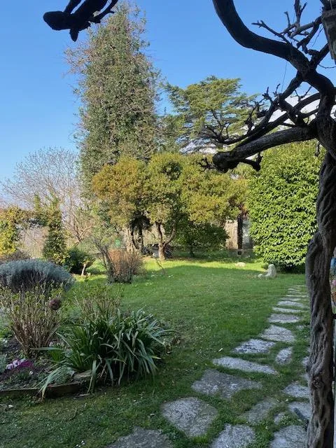 Dimora patrizia con 1.000 m² di giardino – foto 14 di 14