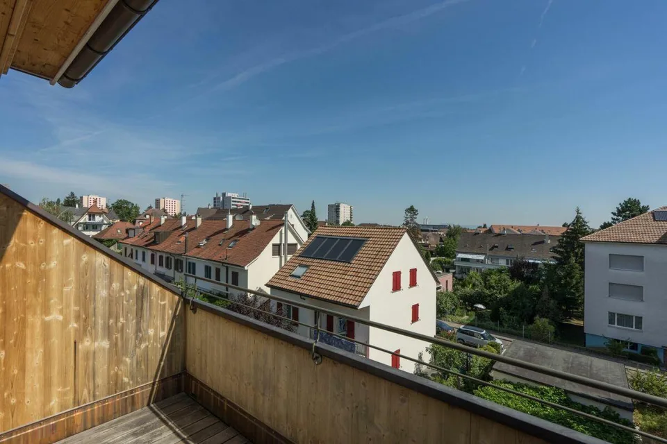 Vollvermietetes Mehrfamilienhaus mit 3 Wohnungen und 2 Garagen – foto 28 di 30