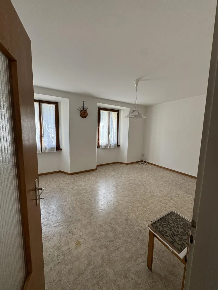 💰 Reddito del 5% stabile di 4 unità – opportunità a Giornico – foto 6 di 12