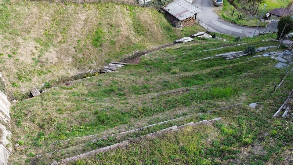 Due terreni edificabili con vista lago a Gordola – rara opportunità... – foto 10 di 14