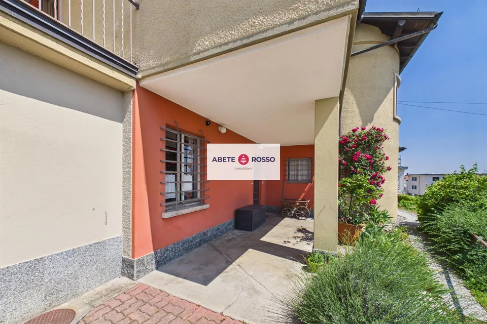 Casa tradizionale ticinese dal fascino autentico con vista aperta