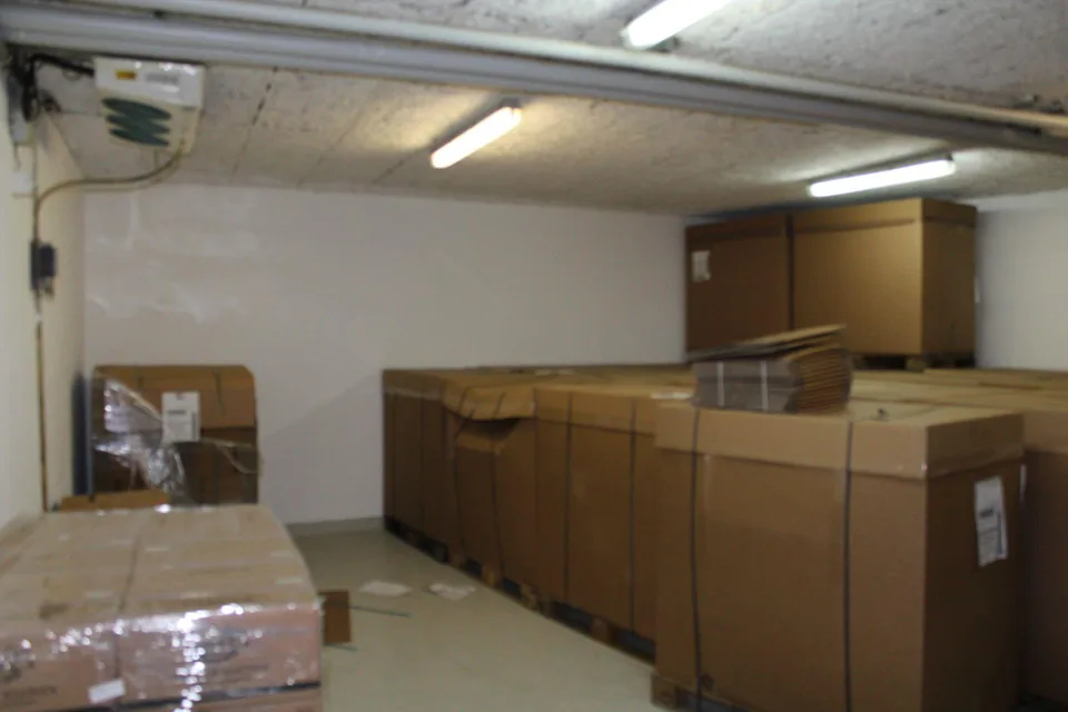 Salquenen - Bâtiment multifonction de 350 m² sur 3 niveaux - Dépôt,... – foto 8 di 13