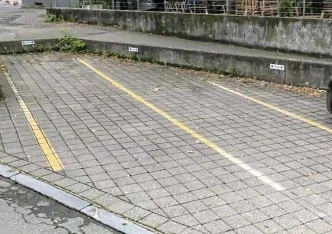 *Restaurant mit 6 Zimmern*