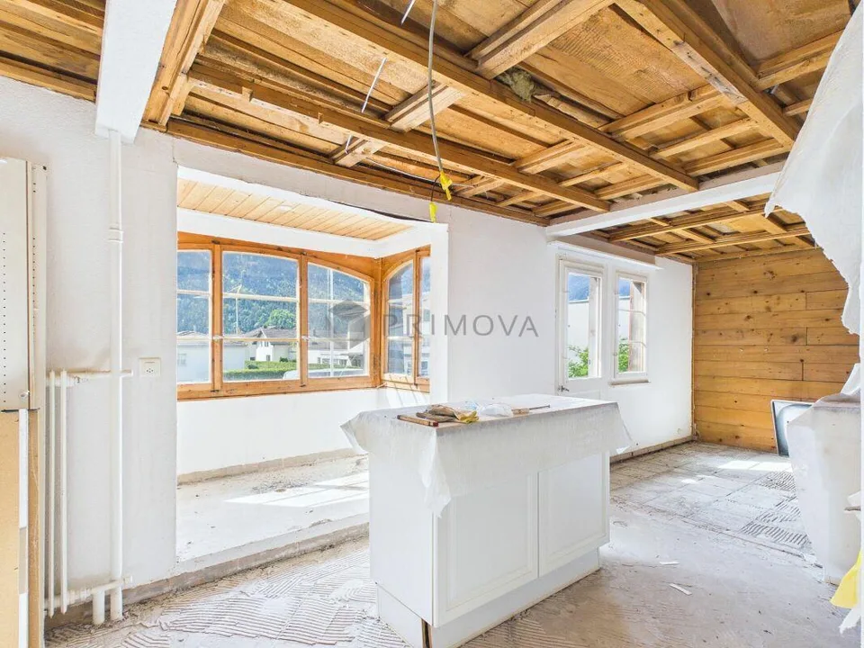 Traditionsreiches Chalet mit Gastronomie & zwei Wohneinheiten auf w...