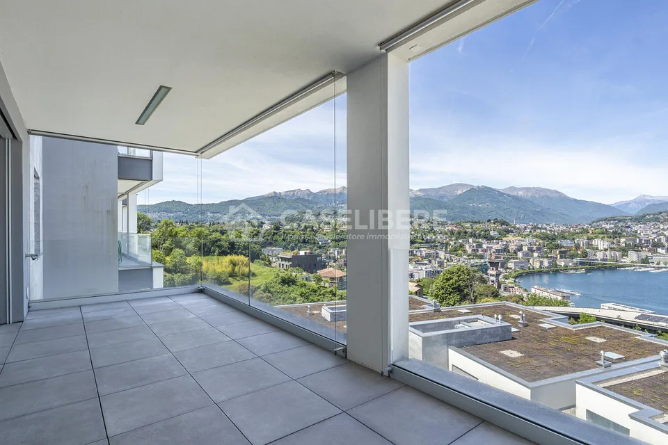 MERAVIGLIOSO 4.5 CON VISTA ECCEZIONALE A LUGANO - PARADISO