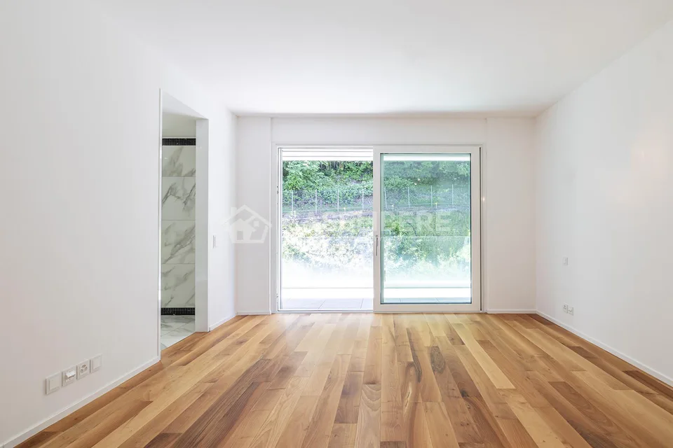 MERVEILLEUX 4.5 AVEC VUE EXCEPTIONNELLE À LUGANO - PARADISO – photo 23 sur 29