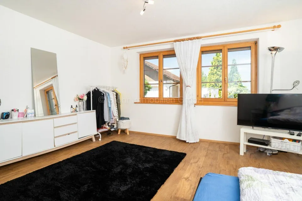 Zweifamilienhaus mit Bauland - Eine einmalige Gelegenheit – foto 22 di 29