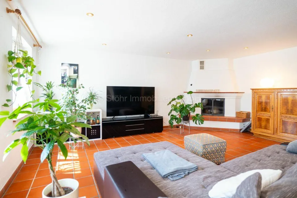 Zweifamilienhaus mit Bauland - Eine einmalige Gelegenheit – foto 24 di 29