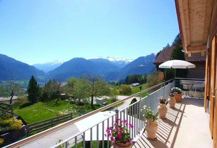 Wohn-Ferienhaus im Skigebiet