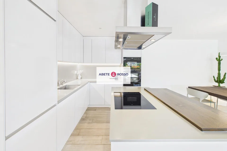 Splendido attico di 4.5 locali con ampia terrazza e finiture moderne. – Foto 20 von 29